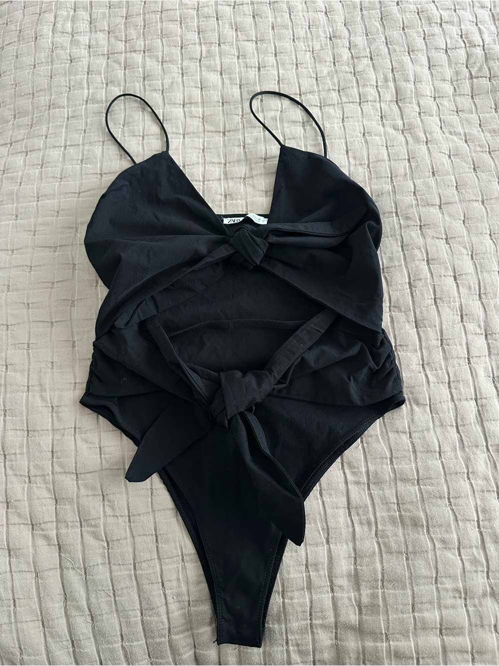 Zara women’s bodysuit  with Front Knot Details and cut out